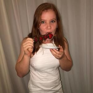 Meet your Posher, Madeline